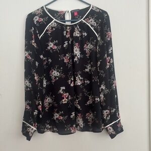 Vince Camuto Black Floral Top